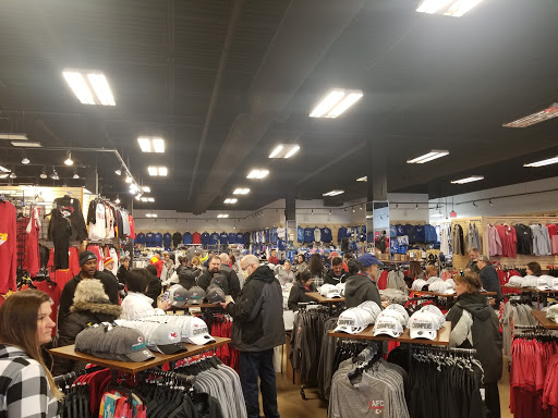 Sportswear Store «Rally House Boardwalk», reviews and photos, 8650 N Boardwalk Ave, Kansas City, MO 64154, USA