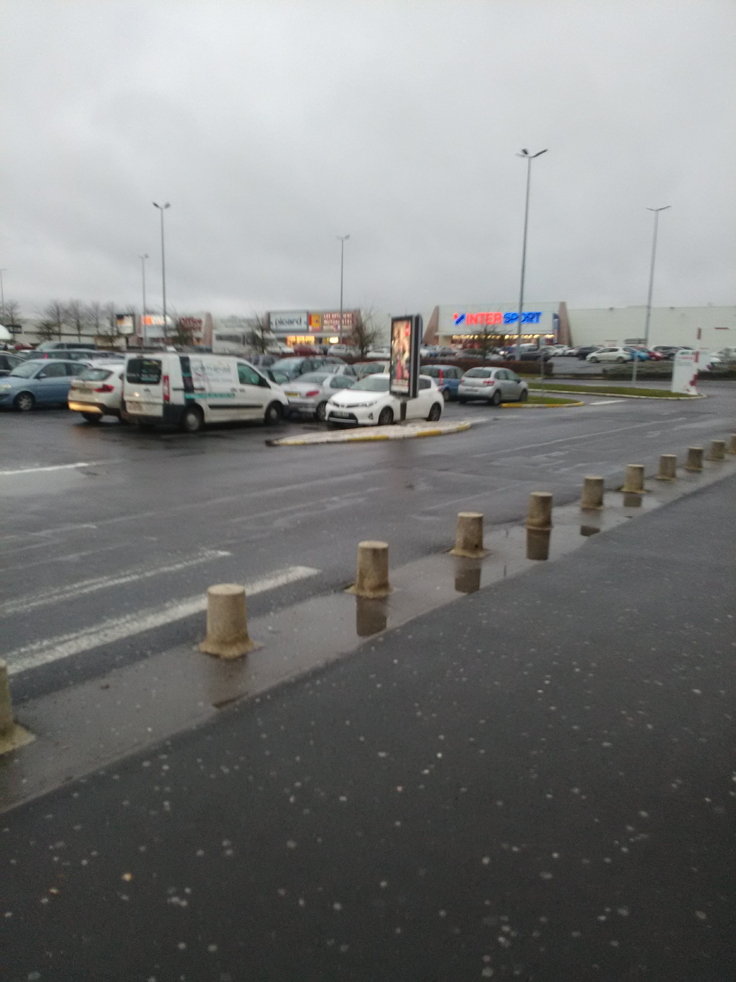 Photo n° 1 de l'avis de Asadullah.a fait le 21/12/2017 à 16:23