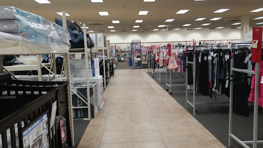 Clothing Store «Burlington Coat Factory», reviews and photos, 1716 Jantzen Beach Center, Portland, OR 97217, USA