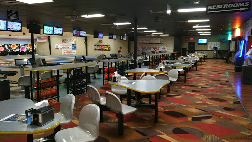 Bowling Alley «Royal Family Bowling Center», reviews and photos, 430 Remount Rd, Front Royal, VA 22630, USA