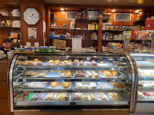 Fort Washington Bakery & Deli image 3