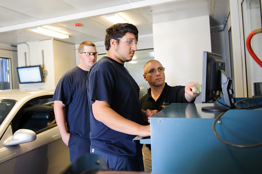 Technical School «New England Institute of Technology», reviews and photos