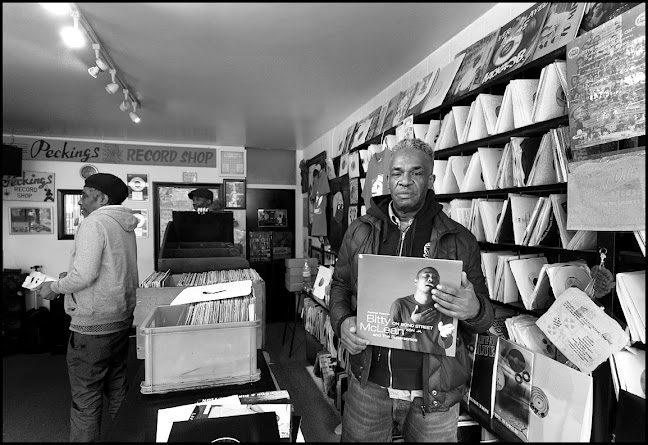 Peckings Records - Music store