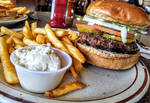 Truck Stop «Pioneer Villa Truck Plaza Inc», reviews and photos, 33180 OR-228, Halsey, OR 97348, USA