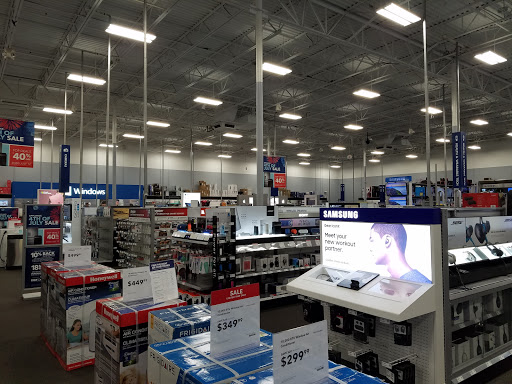 Electronics Store «Best Buy», reviews and photos, 12909 Shops Pkwy, Bee Cave, TX 78738, USA