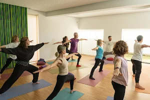 Centro de Yoga Álabe image