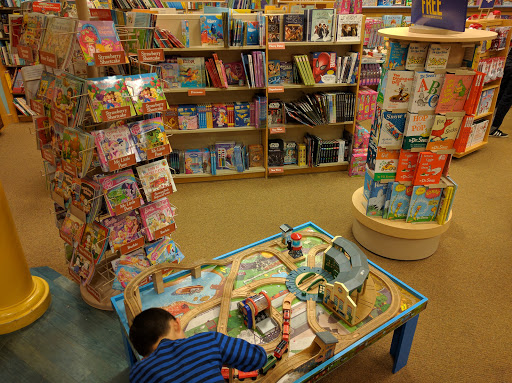 Book Store «Barnes & Noble», reviews and photos, 2518 South Rd, Poughkeepsie, NY 12601, USA