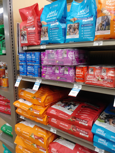 Pet Supply Store «Petco Animal Supplies», reviews and photos, 118 Highlands Square Dr, Hendersonville, NC 28792, USA