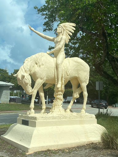 Community Center «Miami Beach JCC», reviews and photos, 4221 Pine Tree Dr, Miami Beach, FL 33140, USA