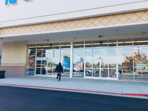 Clothing Store «Ross Dress for Less», reviews and photos, 3129 Market Center Drive, Morrisville, NC 27560, USA