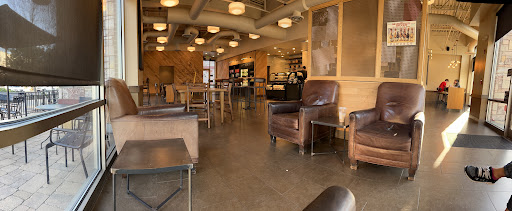 Starbucks, 101 W Main St, Barrington, IL 60010, USA, 