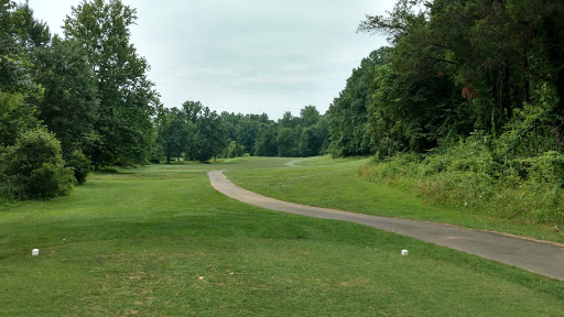 Golf Driving Range «South Wales Golf Course», reviews and photos, 18363 Golf Ln, Jeffersonton, VA 22724, USA