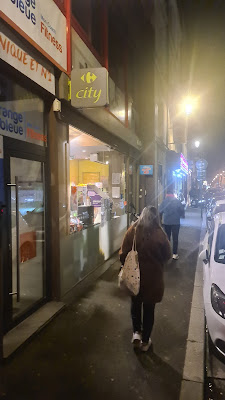 Carrefour City à Puteaux