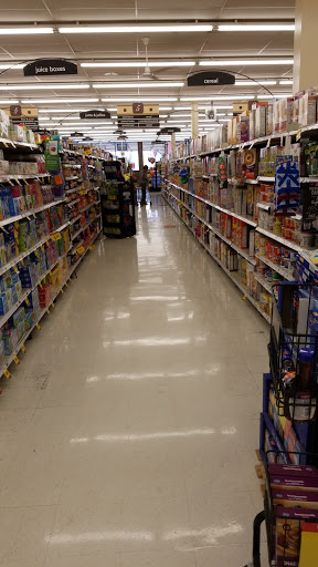 Grocery Store «Kroger», reviews and photos, 19855 Twelve Mile Rd, Southfield, MI 48076, USA