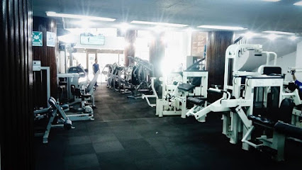 NO LIMITS GYM