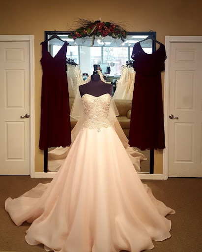 Bridal Shop «Sue Ames Bridal Outlet», reviews and photos, 202 N 10th St, Allentown, PA 18102, USA
