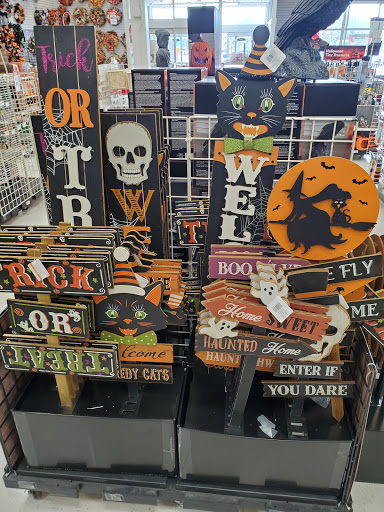 Craft Store «Michaels», reviews and photos, 6140 20th St, Vero Beach, FL 32966, USA