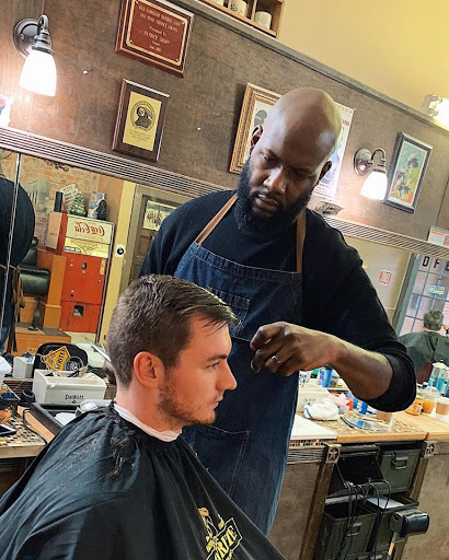 Barber Shop «Old Familiar Barber Shop, LLC», reviews and photos, 116 Parsons Ave, Columbus, OH 43205, USA