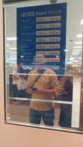 Clothing Store «Ross Dress for Less», reviews and photos, 3355 Daniels Rd, Winter Garden, FL 34787, USA