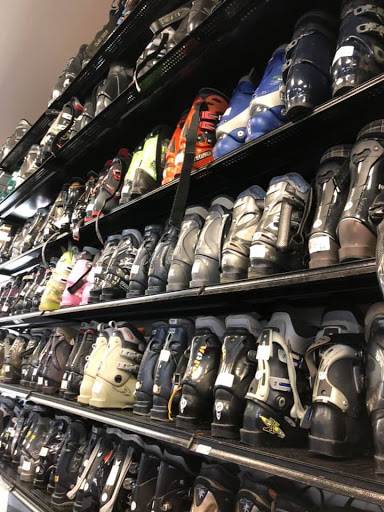 Sporting Goods Store «Play It Again Sports», reviews and photos, 1422 NW 9th St, Corvallis, OR 97330, USA