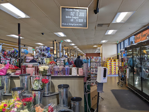 Grocery Store «Nob Hill Foods», reviews and photos, 520 Center Ave, Martinez, CA 94553, USA