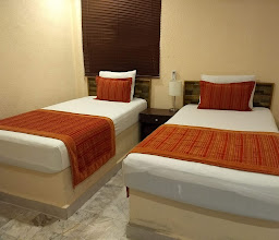 Hotel Suites Versalles photo