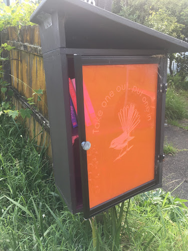 Reviews of Piwakawaka Little Library in Auckland - Library