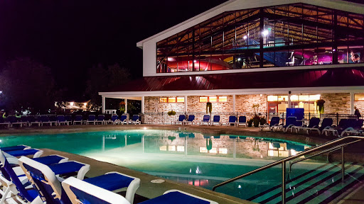 Water Park «Kahuna Laguna Indoor Water Park», reviews and photos, 2251 White Mountain Hwy, North Conway, NH 03860, USA