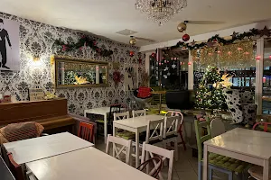 Café Nimmersatt in Sanderau - Café & Kitchen & ein Hauch von Malaysia & Singapur! image