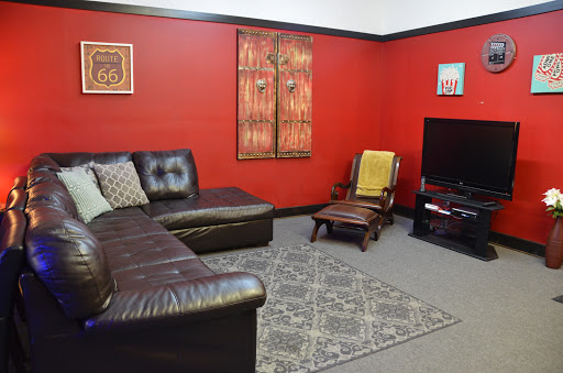 Tattoo Shop «Endless Kreations Custom Tattoo & Piercing», reviews and photos, 101 Old Shackle Island Rd, Hendersonville, TN 37075, USA