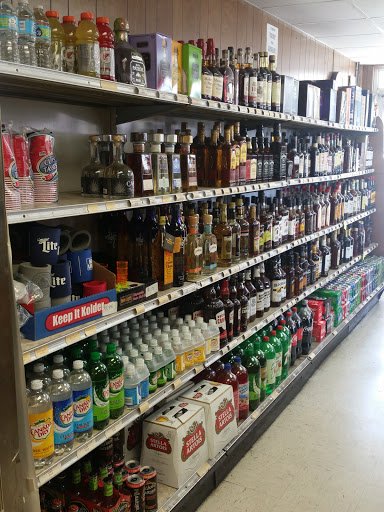 Liquor Store «Metz Package Liquors», reviews and photos, 2136 S Atlantic Ave, Daytona Beach, FL 32118, USA