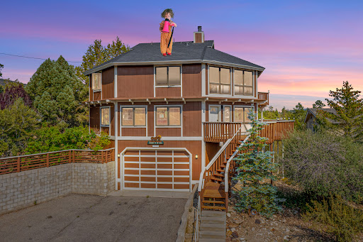 Rachael Smith COMPASS - Real Estate Agent- Big Bear Lake, CA image