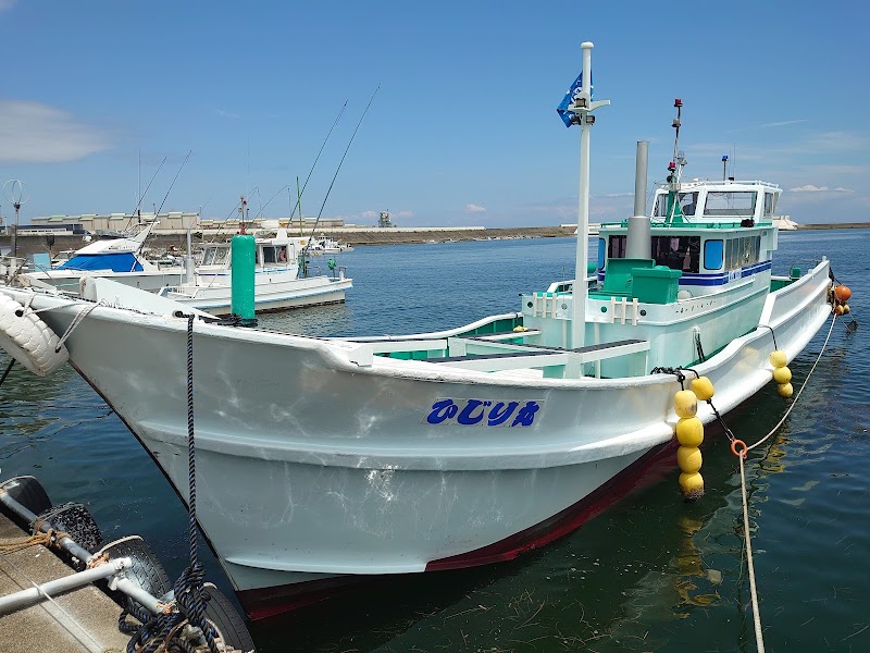 ひじり丸（聖丸）釣り船 三重県津市香良洲漁港