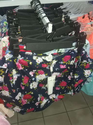 Tiendas para comprar bikinis niña Santo Domingo
