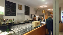 Atmosphère du Restaurant français Restaurant l'entre deux verres à Quinsac - n°7