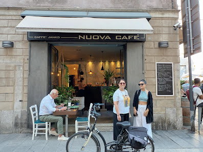 Nuova Cafè Restaurant & Catering S.da Nuova, 126, 27100 Pavia PV, Italia