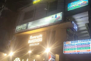 Smruti Makeovers unisex salon - Beauty Parlor in Sahid Nagar Bhubaneswar image