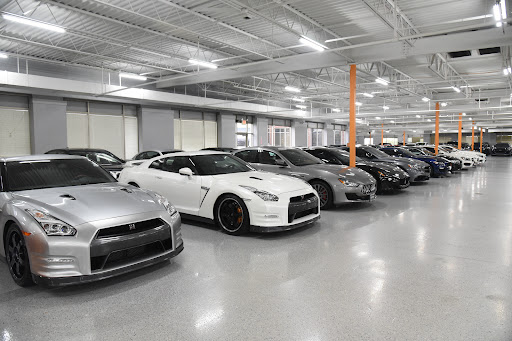 Car Dealer «Ultimo Motors», reviews and photos, 4575 Weaver Pkwy, Warrenville, IL 60555, USA