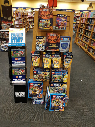 Book Store «Books-A-Million», reviews and photos, 116 Bangor Mall Blvd, Bangor, ME 04401, USA