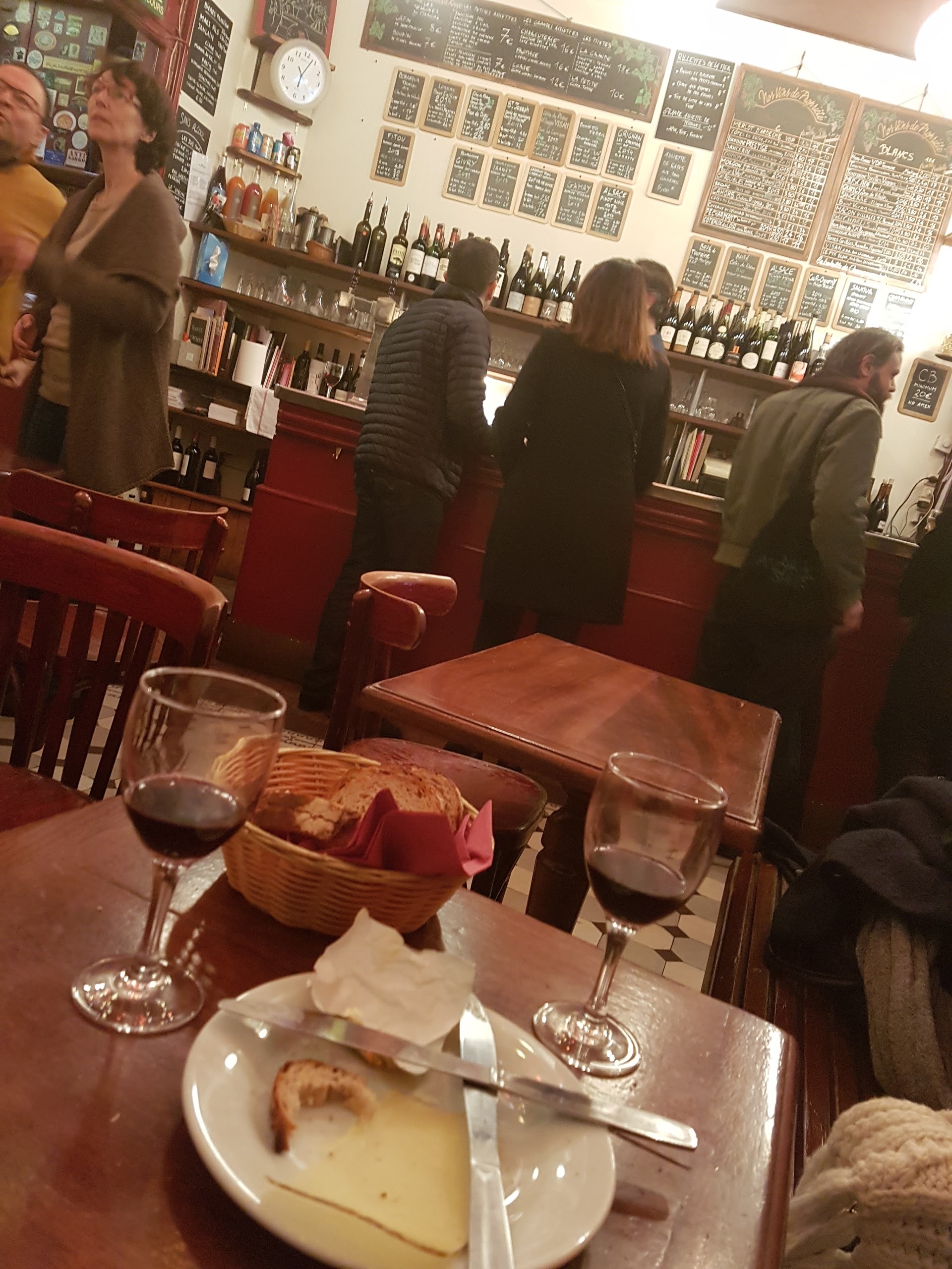 Photo n° 1 de l'avis de Neil.a fait le 05/03/2017 à 22:47