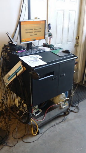 Smog Inspection Station «E.M. AUTO REPAIR & CERTIFIED EMISSIONS TEST CENTER», reviews and photos, 46 Maple Ave, Danbury, CT 06810, USA