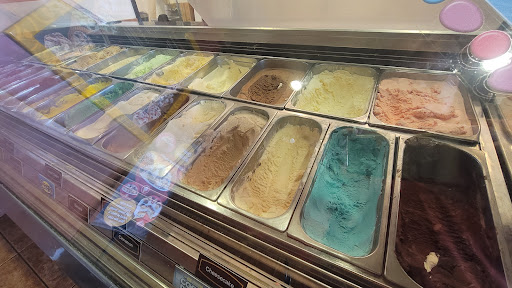 Ice Cream Shop «Cold Stone Creamery», reviews and photos, 3900 Arlington Highlands Blvd #149, Arlington, TX 76018, USA