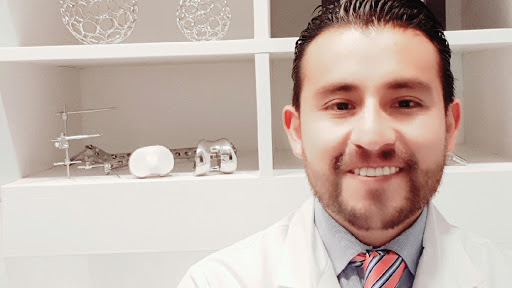 Dr. Emmanuel Vargas Jasso, Traumatología y Ortopedia
