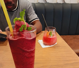 News Cafe Hatfield photo