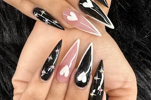 VIE Nails & Spa image