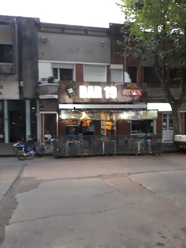 Bar 19