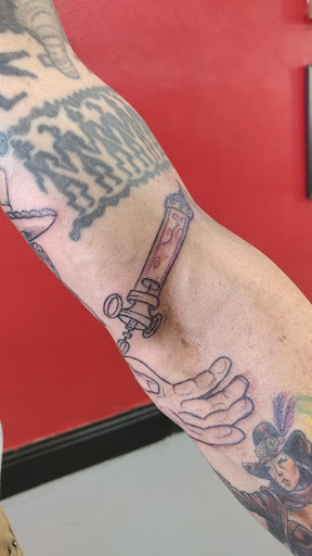 Tattoo Shop «Sacred Dagger Tattoo Studio», reviews and photos, 1131 21st St, Vero Beach, FL 32960, USA