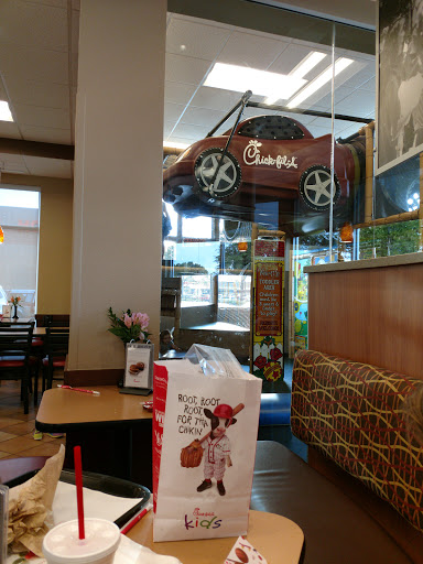 Fast Food Restaurant «Chick-fil-A», reviews and photos, 7809 Wadsworth Blvd, Arvada, CO 80005, USA