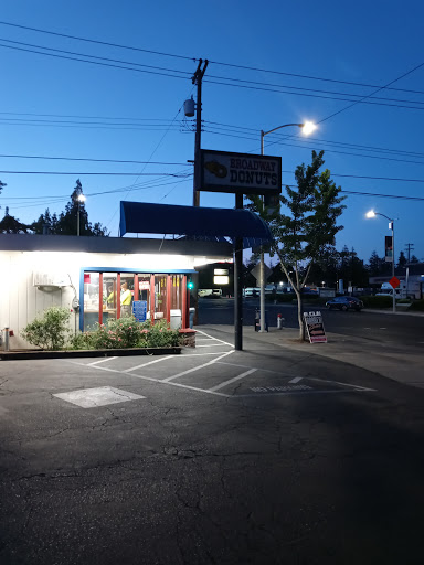 Donut Shop «Broadway Donuts», reviews and photos, 2731 Broadway, Sacramento, CA 95818, USA