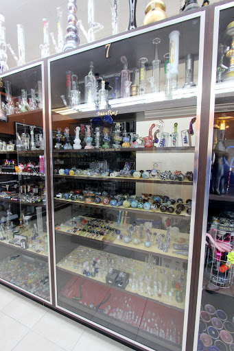 Tobacco Shop «One Stop Smoke Shop», reviews and photos, 1792 NE 163rd St, North Miami Beach, FL 33162, USA